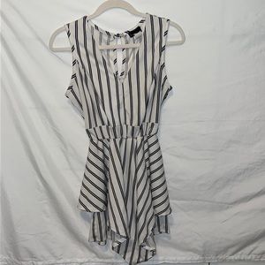 NY invasion white and black stripe dress